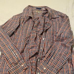 Duluth faux magnetic button down
